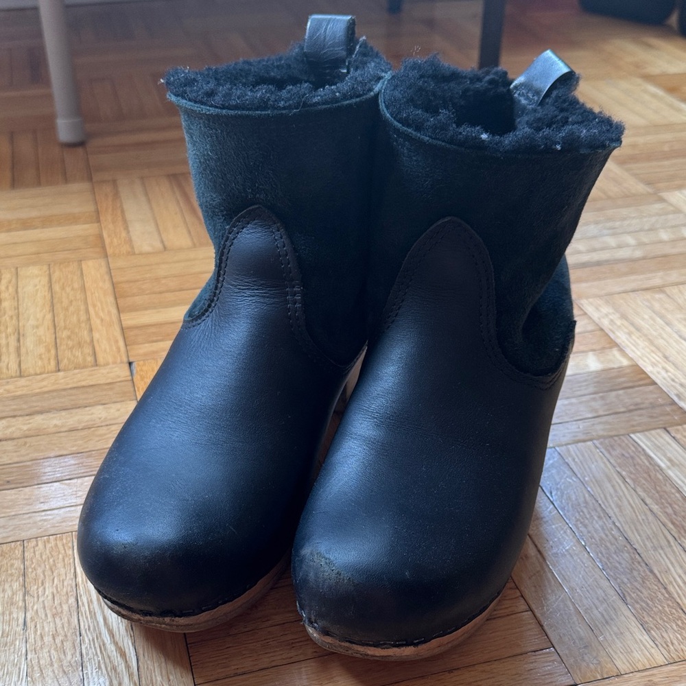 No. 6 Black Ankle Boots with Shearling Lining